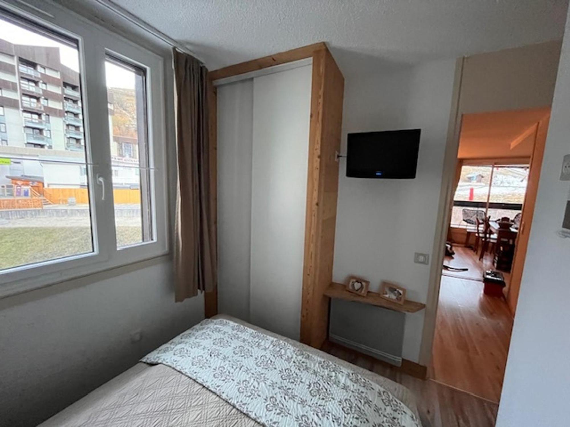 Апартаменты Les Menuires : 3 Pieces Renove 40M² Avec Parking Couvert Et Equipement Complet, Au Pied Des Pistes - Fr-1-178-380 Сен-Мартен-де-Бельвиль Экстерьер фото